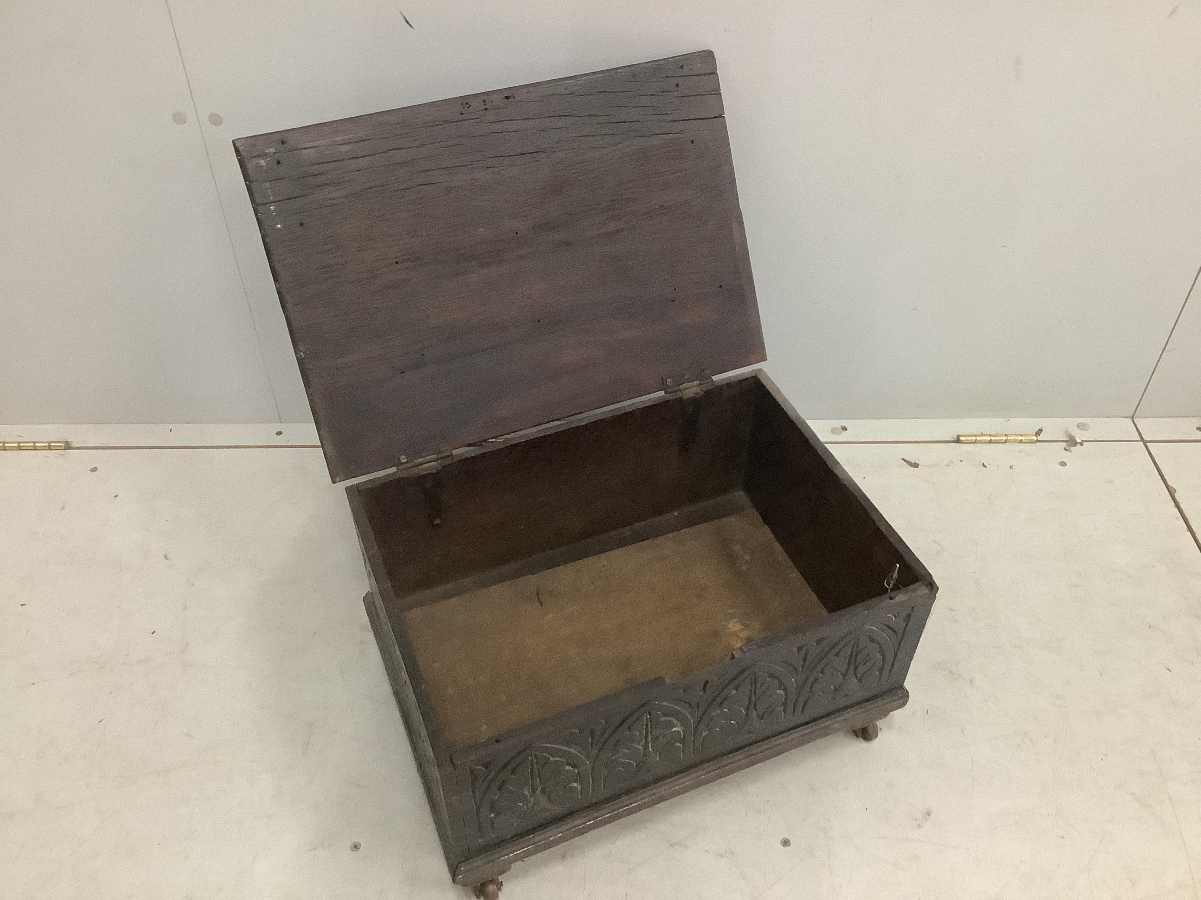 An 18th century oak bible box, width 51cm, depth 34cm, height 28cm. Condition - fair